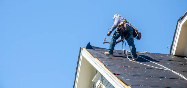 Quick and Trustworthy Emergency Roof Repair Services in Carlinville, IL